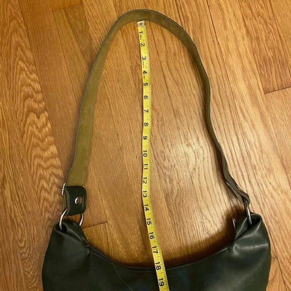 Crystalyn Kae Green Crossbody Hobo Vegan Leather Bag Purse Shoulder Bag Zipper - Picture 8 of 8